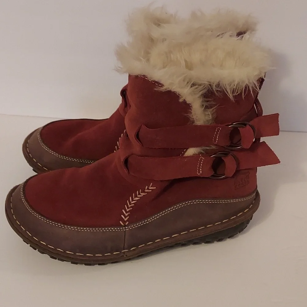 SOREL Waterproof Winter Boots Rust Suede Size 7 Thinsulate Fur Snow Boots
